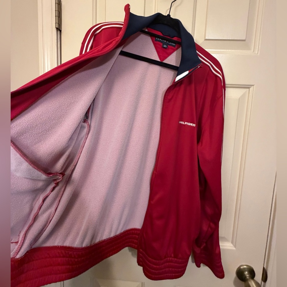 Tommy Hilfiger Vintage Red Lightweight Track Jacket with Navy Trim - Picture 4 of 8
